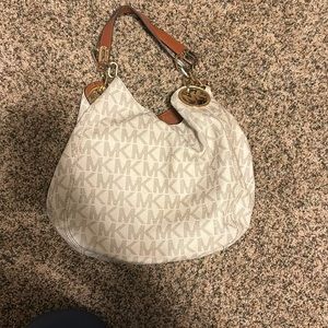 Michael Kors logo shoulder bag